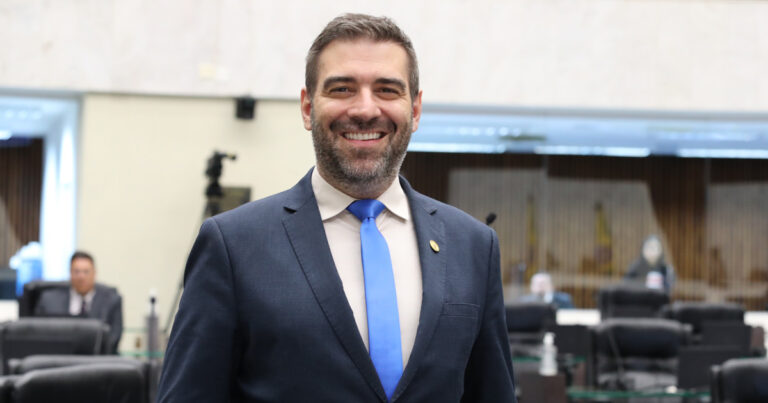 Leia mais sobre o artigo Deputado Denian Couto faz nova visita ao noroeste do Paraná