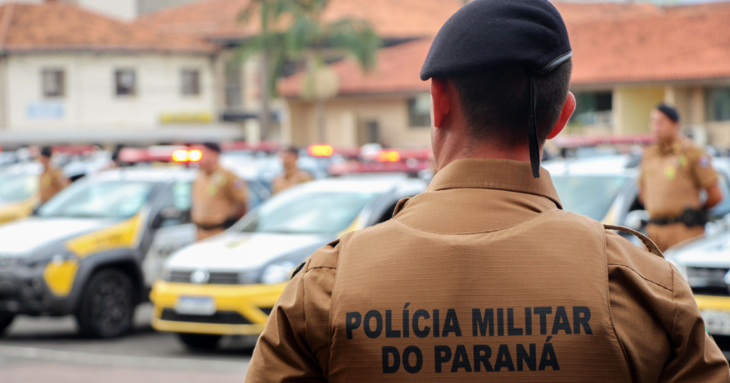 Leia mais sobre o artigo Paraná manda PMs para ajudar a combater furtos, roubos e invasões no Rio Grande do Sul