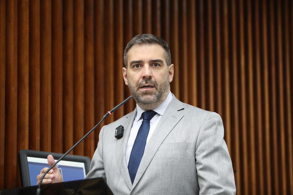 Leia mais sobre o artigo Denian Couto discursa sobre gastos com investigações criminais