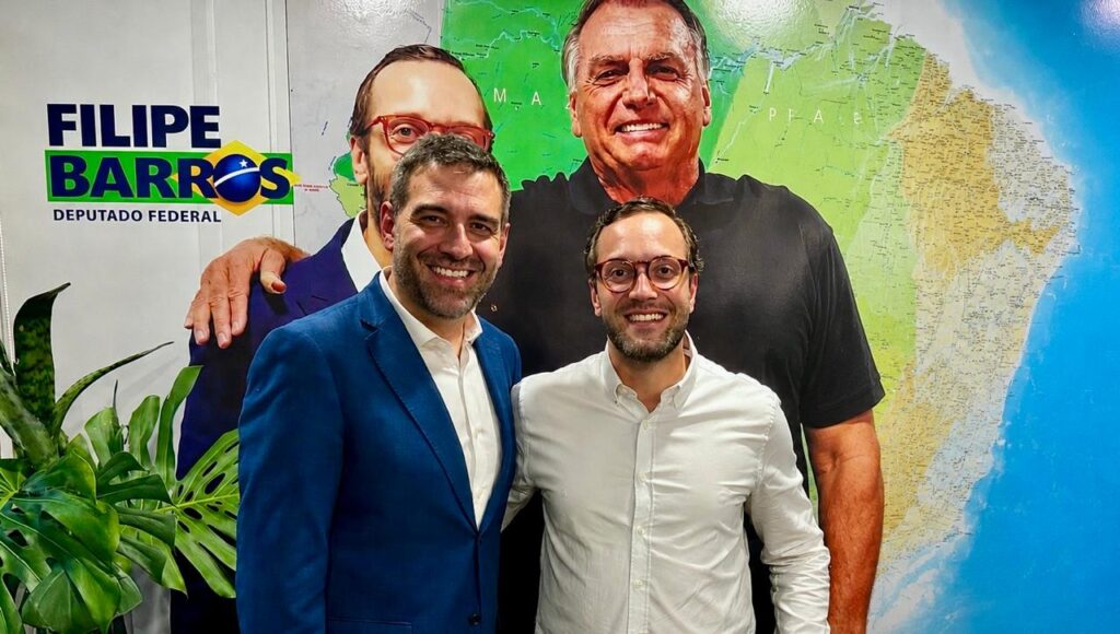Denian Couto em foto com parceria de Filipe Barros